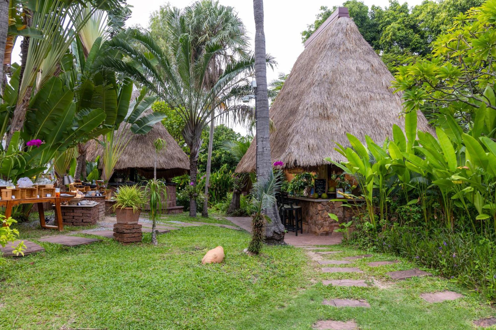 Anantara Hua Hin Resort Exterior foto